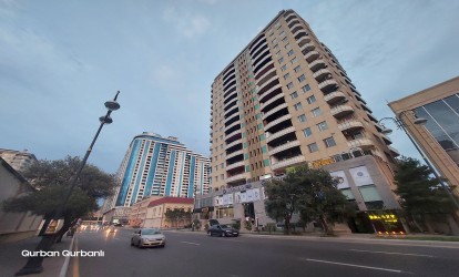 Satılır — 3 otaqlı  yeni tikili  141 m²   Azərbaycan Bakı Afiyəddin Cəlilov          (000334)