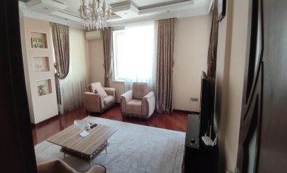 Satılır — 3 otaqlı  yeni tikili  141 m²   Azərbaycan Bakı Afiyəddin Cəlilov          (000334)