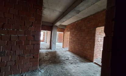 Satılır — 3 otaqlı  yeni tikili  142 m²   Azərbaycan Bakı Natiq Əliyev          (000335)