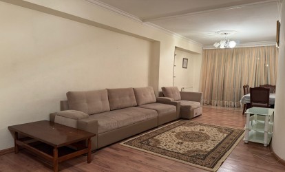 İcarəyə verilir — 3 otaqlı  yeni tikili  65 m²   Azərbaycan Bakı Elibey Hüseynzadə küc          (000356)