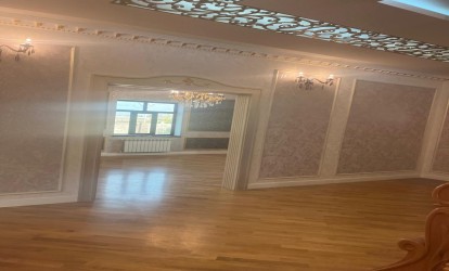 Satılır — 6 otaqlı bağ evi/villa  300 m²   Azərbaycan Bakı Kurdexani qesebesi,          (000358)