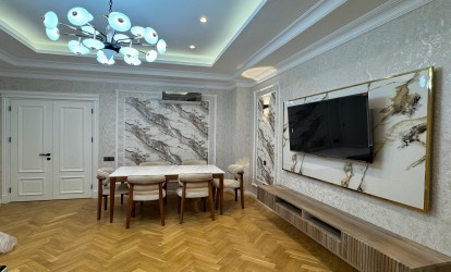 İcarəyə verilir — 2 otaqlı  yeni tikili  95 m²   Azərbaycan Bakı Qarabağ atları küçəsi          (000390)