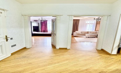 İcarəyə verilir — 2 otaqlı  yeni tikili  75 m²   Azərbaycan Bakı Gülare Qedirbeyova küçəsi          (000401)