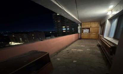 İcarəyə verilir — 2 otaqlı köhnə tikili 55 m²   Azərbaycan Bakı Mirəli Qaşqay küçəsi          (000402)