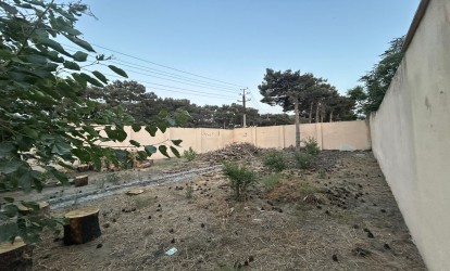 Satılır — 2.5 sot   torpaq sahəsi  Azərbaycan Bakı Yaver Eliyev kuc,          (000415)