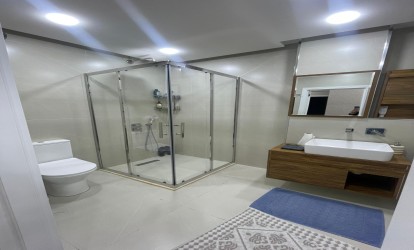 İcarəyə verilir — 2 otaqlı  yeni tikili  120 m²   Azərbaycan Bakı Nəcəfqulu Rəfiyev k.          (000440)