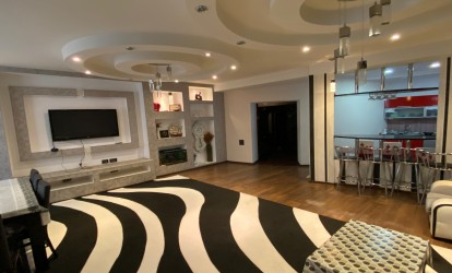 İcarəyə verilir — 3 otaqlı  yeni tikili  135 m²  Bakı Esed Ehmedov küc