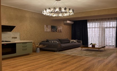 İcarəyə verilir — 2 otaqlı  yeni tikili  55 m²  Bakı Salatın Əsgərova kücəsi