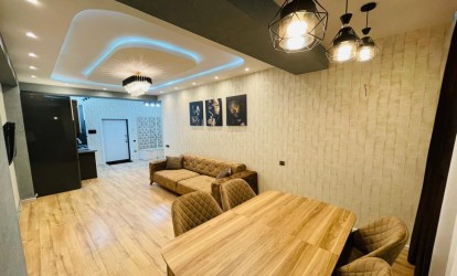 İcarəyə verilir — 2 otaqlı  yeni tikili  55 m²  Bakı Təbriz küçəsi