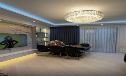 Satılır — 3 otaqlı  yeni tikili  100 m²  Bakı Möhsün Sənani kücəsi