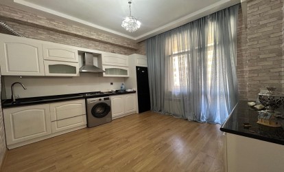 İcarəyə verilir — 2 otaqlı  yeni tikili  60 m²  Bakı Bakı şəhəri, Qarabağ küçəsi 44