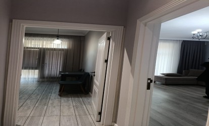 İcarəyə verilir — 2 otaqlı  yeni tikili  86 m²  Bakı Səməd Vurğun küçəsi