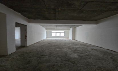 Satılır — 3 otaqlı  yeni tikili  121 m²  Bakı Sergey Senyuşkin
