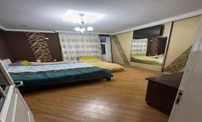 Satılır — 4 otaqlı  yeni tikili  100 m²  Bakı Həzi Aslanov metrosu