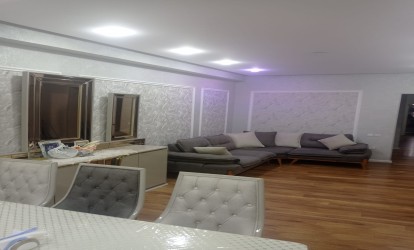 Satılır — 3 otaqlı  yeni tikili  100 m²  Bakı Heydər Əliyev pr