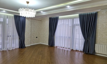 Satılır — 3 otaqlı  yeni tikili  115 m²  Bakı Təbriz kücəsi