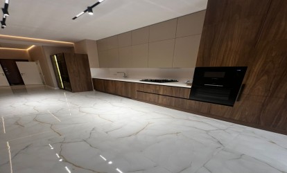 Satılır — 2 otaqlı  yeni tikili  90 m²  Bakı Azadlıq pr