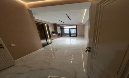 Satılır — 2 otaqlı  yeni tikili  90 m²  Bakı Azadlıq pr