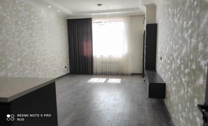 Satılır — 3 otaqlı  yeni tikili  70 m²  Bakı Təbriz kücəsi