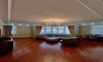 Satılır — 4 otaqlı  yeni tikili  191 m²  Bakı Həsən Salmani