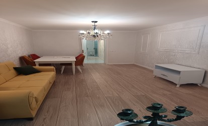 İcarəyə verilir — 3 otaqlı köhnə tikili 80 m²  Bakı Abbas Mirze Werifzade kuc