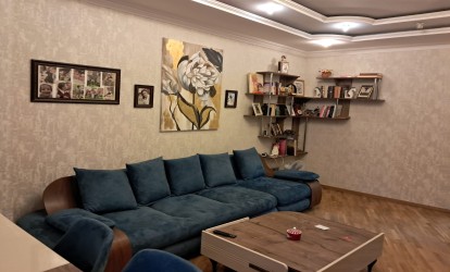 Satılır — 2 otaqlı  yeni tikili  78 m²  Bakı Azər Əliyev kücəsi
