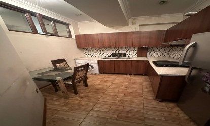 İcarəyə verilir — 3 otaqlı  yeni tikili  85 m²  Bakı Esed Ehmedov kucesi
