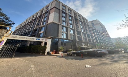 Satılır — 3 otaqlı  yeni tikili  80 m²  Bakı Qarabağ kücəsi