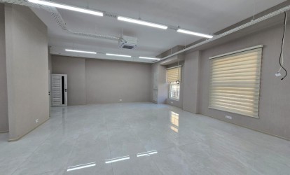 Satılır — 2 otaqlı  yeni tikili  166 m²  Bakı Mərkəzi Bulvar