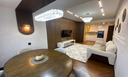 Satılır — 3 otaqlı  yeni tikili  91 m²  Bakı Nəcəfqulu Rəfiyev k.