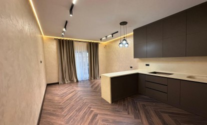 Satılır — 2 otaqlı  yeni tikili  67.3 m²  Bakı Nəcəfqulu Rəfiyev