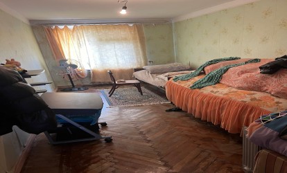 Satılır 50 m² 2 otaq köhnə tikili , Neftçilər m., Nizami r., Bakı