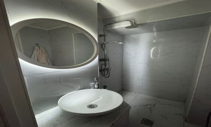 Satılır 80 m² 2 otaq  yeni tikili  , Qara Qarayev m., Nizami r., Bakı