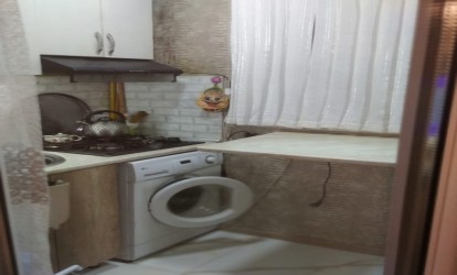 İcarəyə verilir 40 m² 2 otaq köhnə tikili , İnşaatçılar m., Yasamal r., Bakı