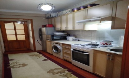 İcarəyə verilir 40 m² 2 otaq köhnə tikili , Elmlər Akademiyası m., Yasamal r., Bakı