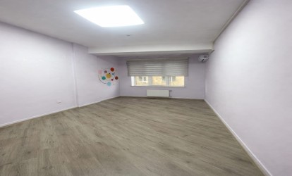 İcarəyə verilir 225 m² 6 otaq ofis   biznes mərkəzi  , İnşaatçılar m., Yasamal r., Bakı