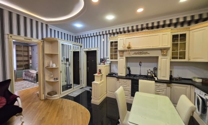 Satılır 135 m² 4 otaq  yeni tikili  , İnşaatçılar m., Yasamal r., Bakı